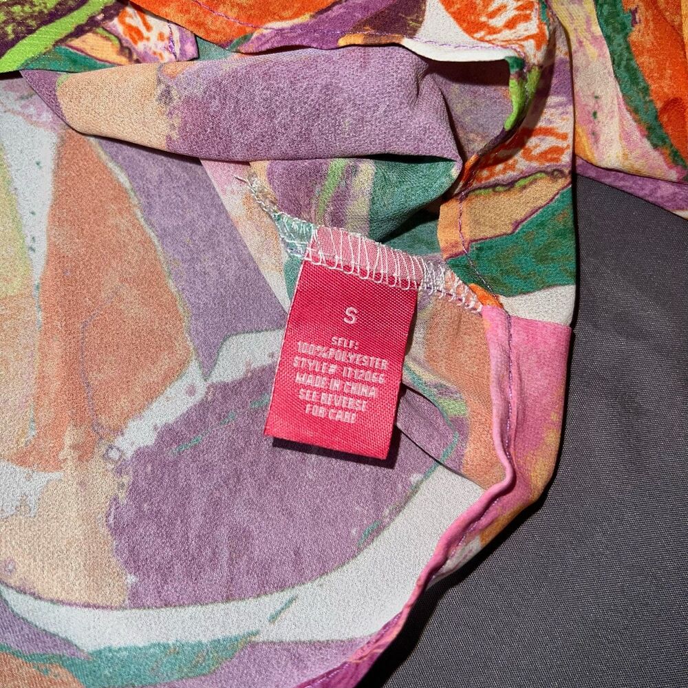 NWT Flying Tomato Abstract Print Semi Sheer Top with Balloon Sleeves Size Small - Picture 4 of 5